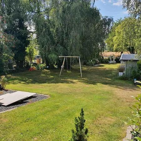 Apartamento Mit Grossen Garten, Wintergarten Und Kamin Wesel (North Rhine-Westphalia)